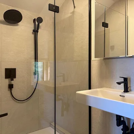 Panoramic Hut In The Area 度假居 *