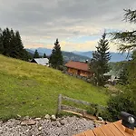 Panoramic Hut In The Area Semesterbostad