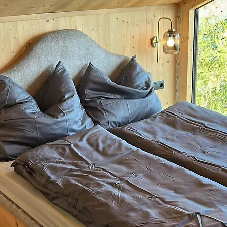 Panoramic Hut In The Area